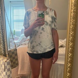 Super cute boutique top!!